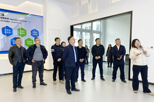 熱烈歡迎湖南省醴陵市衛健局領導一行蒞臨康譽醫療參觀指導