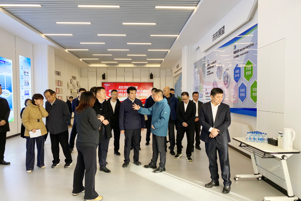 熱烈歡迎溫嶺市考察團蒞臨康譽醫療參觀交流